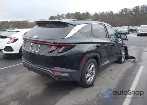 2022 Hyundai Tucson Sel z USA, uszkodzony, nr VIN 5NMJB3AE5NH104193